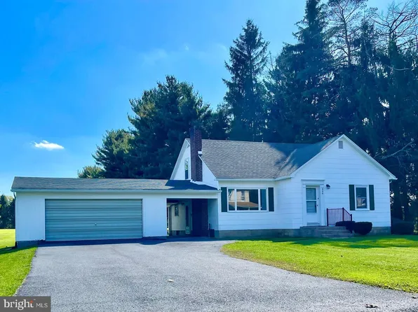 646 W Main St, Weatherly, PA 18255