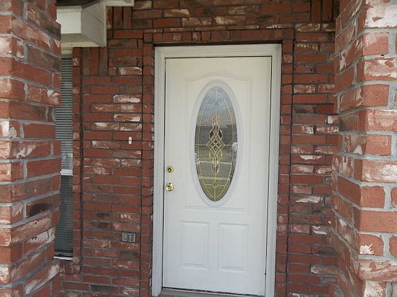 2nd image of 1922 E Llano Grande St