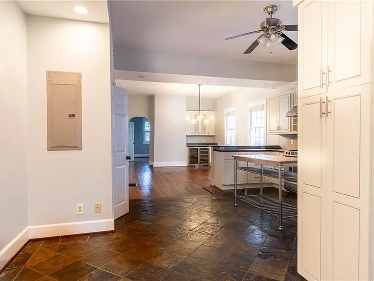311 Josephine St NE — Photo 40