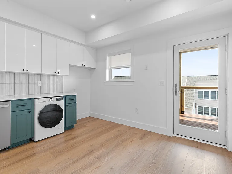 113 Ives Street — Photo 18