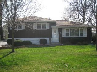 129 Holly Ave, Darien, IL