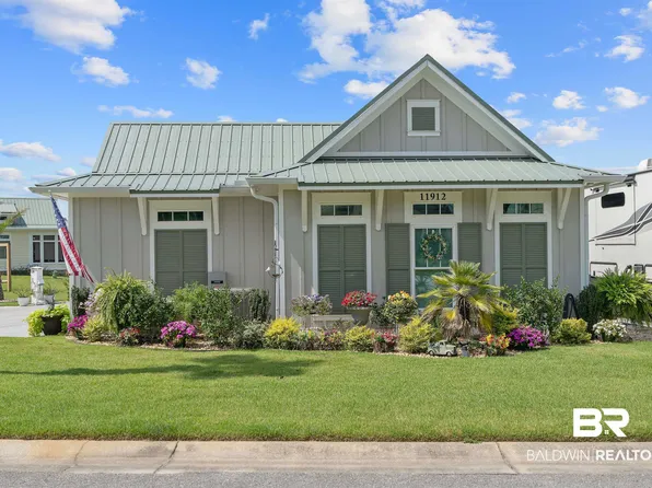 11912 Gateway Dr, Elberta, AL 36530
