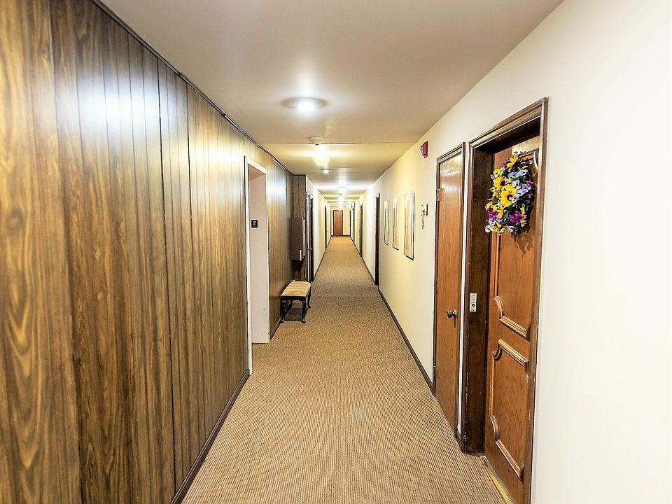 1st image of 5501 Lincoln Ave Unit 211