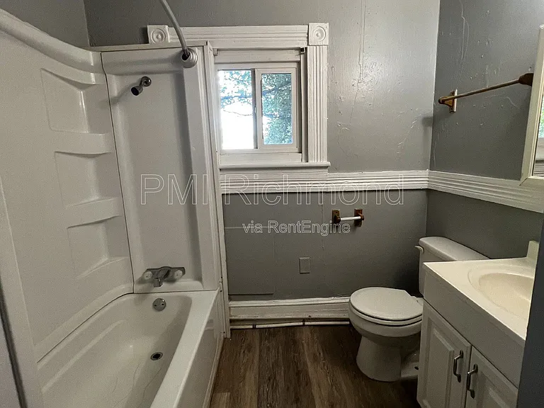 104 Lee Ave #B — Photo 10