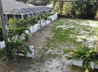 Shell Dr, Englewood, FL 34223