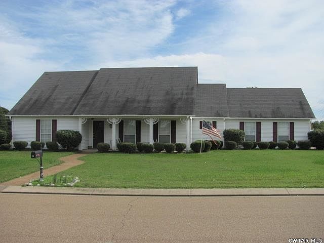 1st image of 64 Summerhill Dr