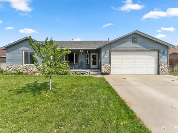 1340 SW Kursten Ave, Mountain Home, ID 83647