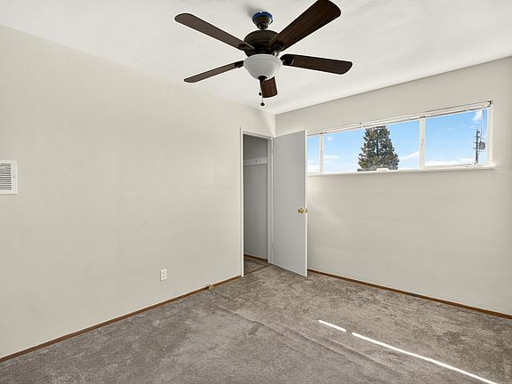 3rd image of 237 41st St