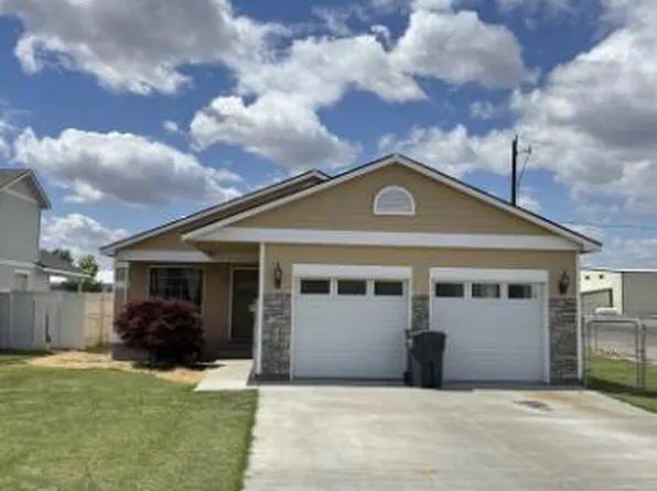 301 Casi Ct, Prosser, WA 99350
