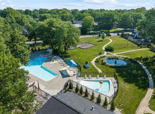 8560 W 85th St, Overland Park, KS 66212
