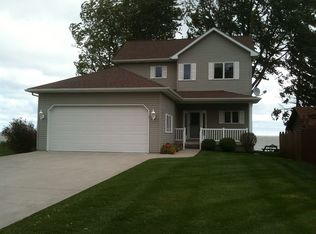7723 Lakeview Dr, Lexington, MI 48450