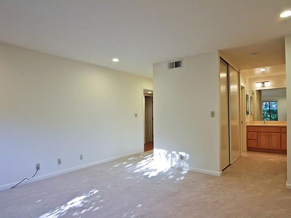 2nd image of 555 Thain Way