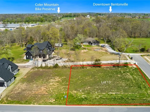 307 SW Autumn Hills Rd #13, Bentonville, AR 72712