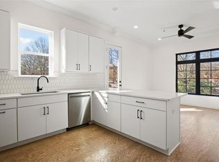 417 E College Ave #201, Decatur, GA 30030