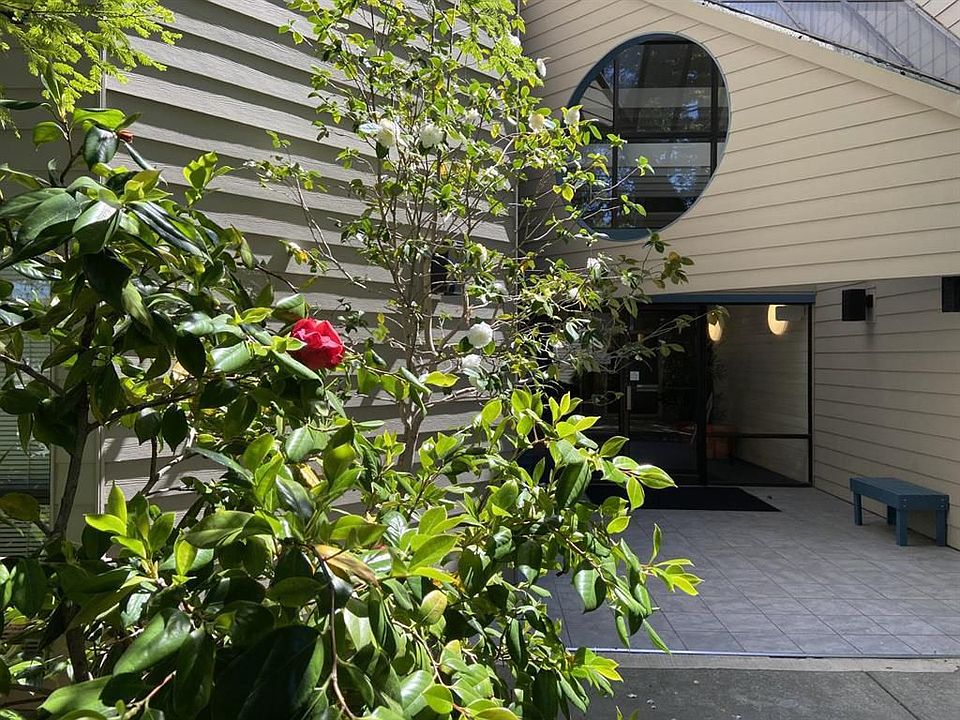 1st image of 55 W 20th Ave APT 209