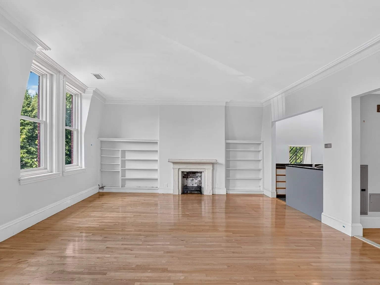 4 bed, 1885 sqft, $6,000 — Photo 4