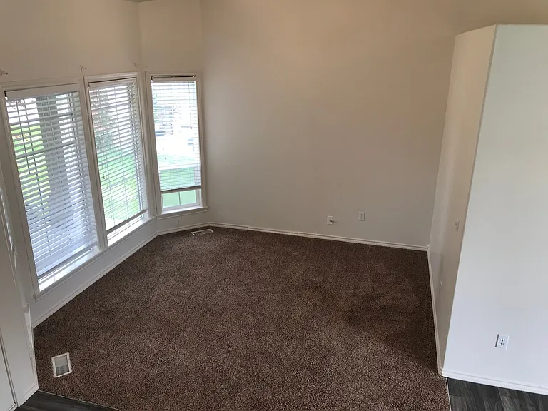 17938 Monarch Way — Photo 3