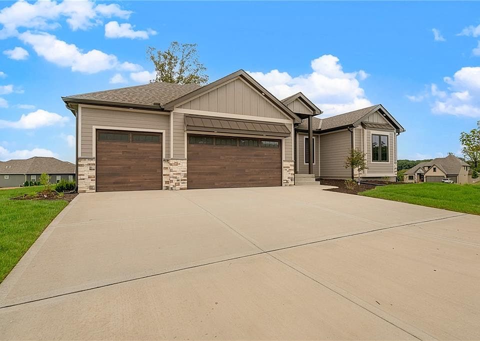 1st image of 13548 Terrace Park Dr