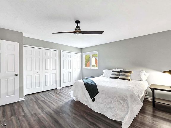 5th image of 13309 Larchmere Blvd #203