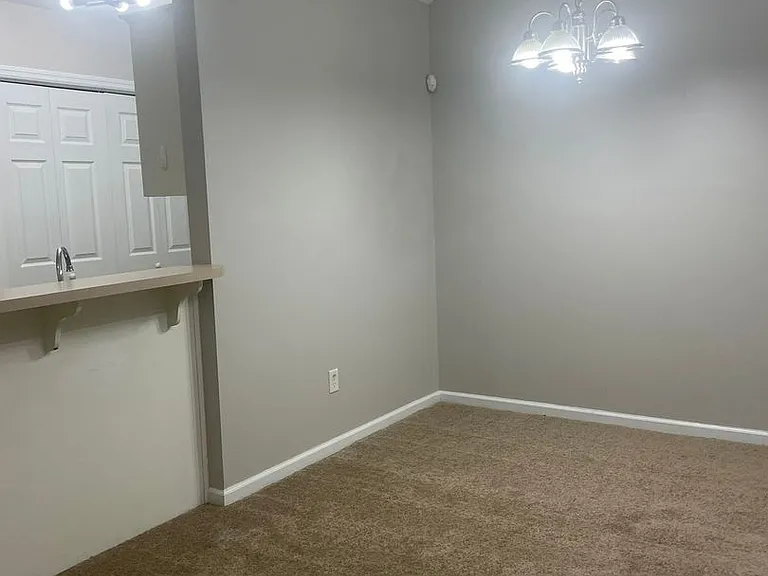 449 Northrop Pl — Photo 8