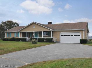 3387 Main Rd, Tiverton, RI 02878