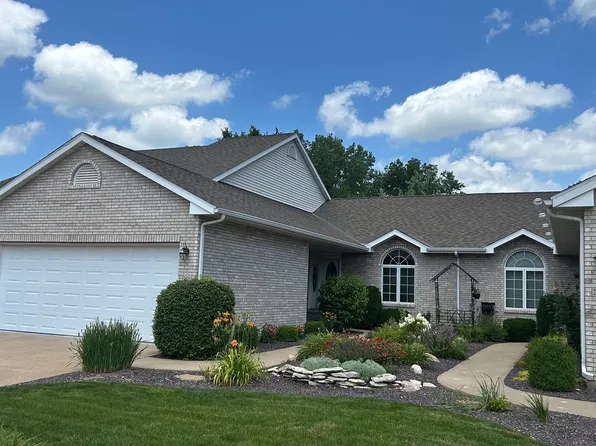 2626 Kings Pointe SW #2626, Quincy, IL 62305
