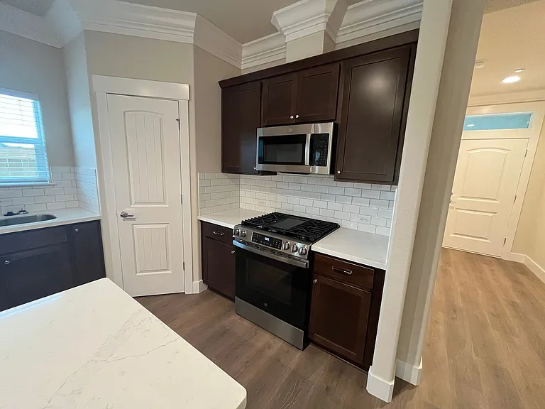 5449 Thumb Rock Rd — Photo 4