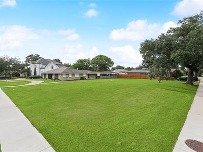 961 Allen Toussaint Blvd, New Orleans, LA, 70124