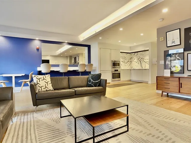 389 Washington St #20A — Photo 29