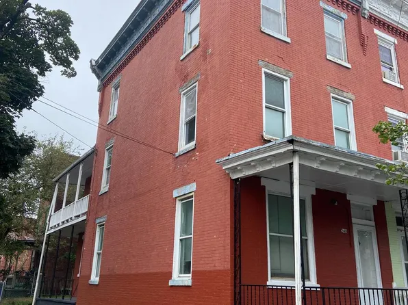 240 S 14th St, Harrisburg, PA 17104