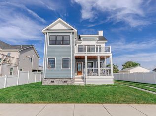 711 Beach Dr, North Cape May, NJ 08204