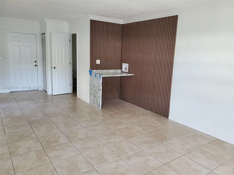 1300 Moffett St #106 — Photo 5