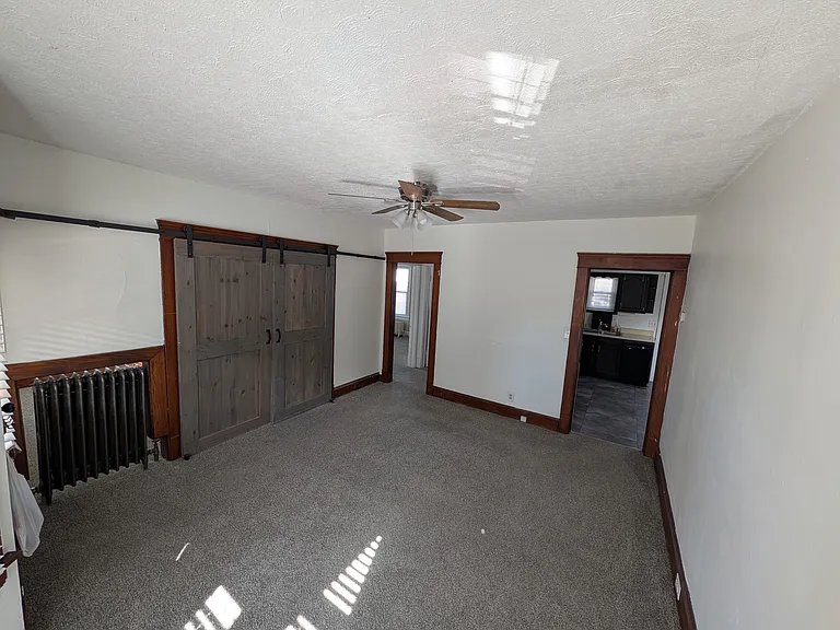 17422 Northwood Ave — Photo 3