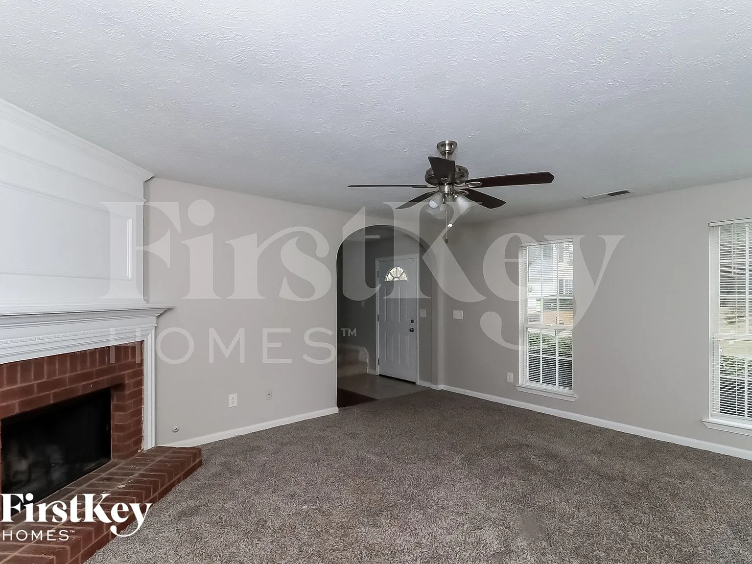 3 bed, 2.5 bath, 1500 sqft, $2,430 — Photo 4