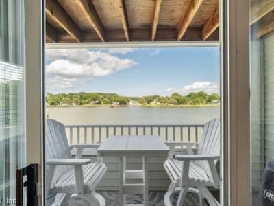 236 Dockside Dr APT B, Hampton, VA, 23669