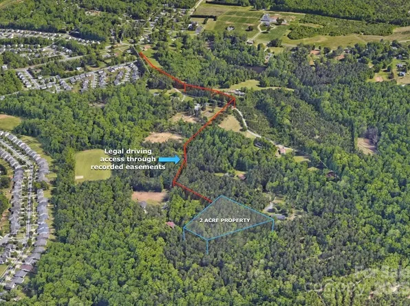 10458 Moores Chapel Rd, Charlotte, NC 28214