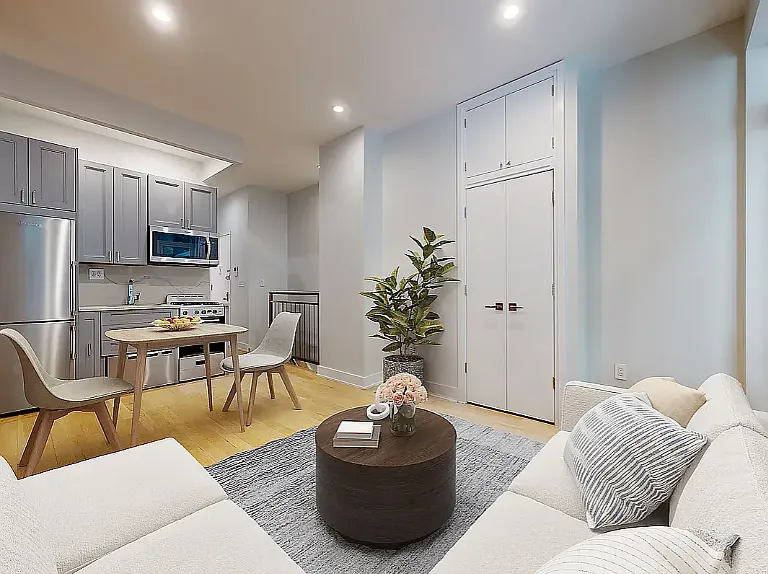216 E 84th St #1D — Photo 2