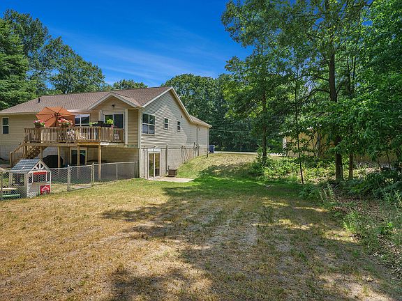 4th image of 3120 S Dangl Ct