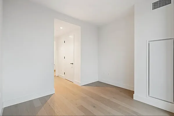 Rented by Living New York | media 12