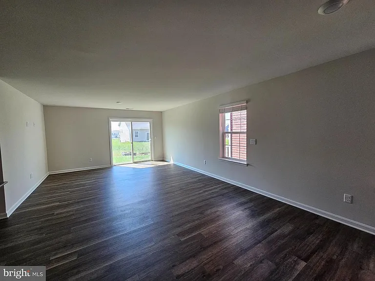 178 Hamstead Dr — Photo 12