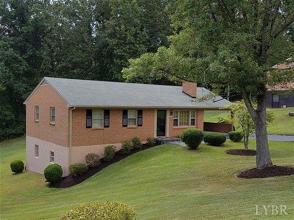 3rd image of 114 Westhaven Dr
