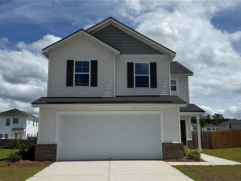 37 Stetson Dr — Photo 1