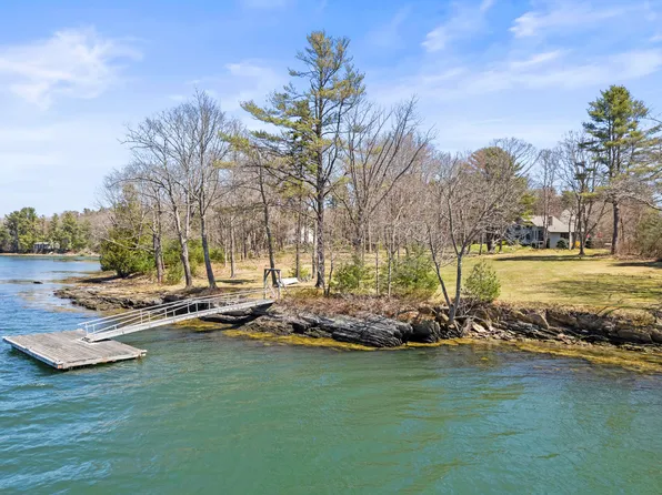 25 Doughty Point Road, Harpswell, ME 04079