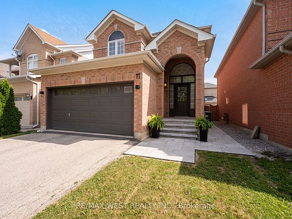 5th image of 11 Beehive Dr