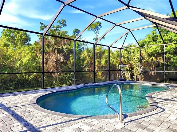 2nd image of 423 Albatross Rd