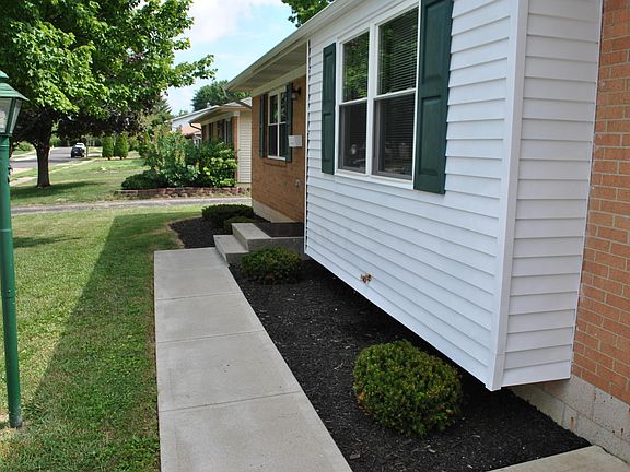 3rd image of 474 Flintwood Dr