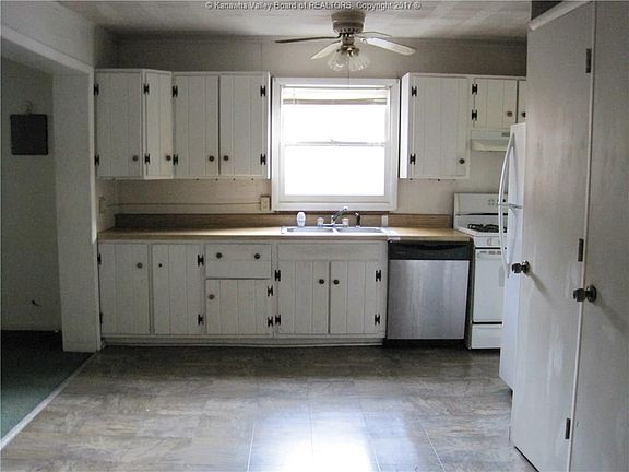 3rd image of 1611 King St