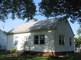 2144 S 13th St, Burlington, IA 52601