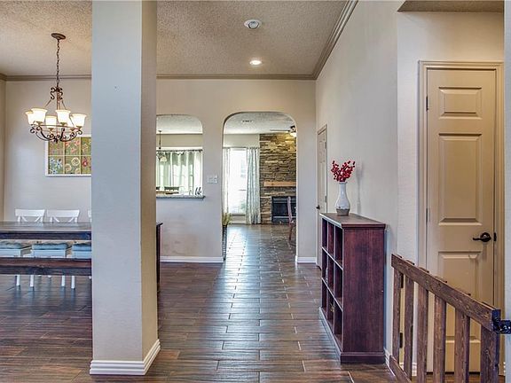 5th image of 2100 Hearthstone Dr
