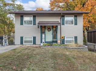 6 Spring Fawn Ln, Saint Peters, MO 63376